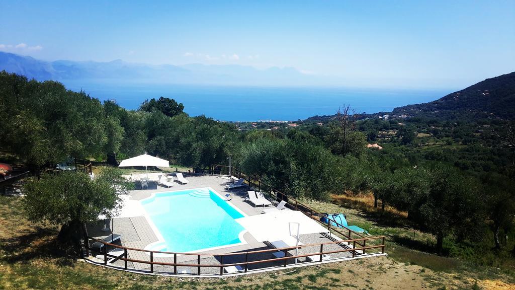 Tenuta Terre Di Bosco Oasi Di Relax Nel Cilento San Giovanni a Piro Exteriör bild