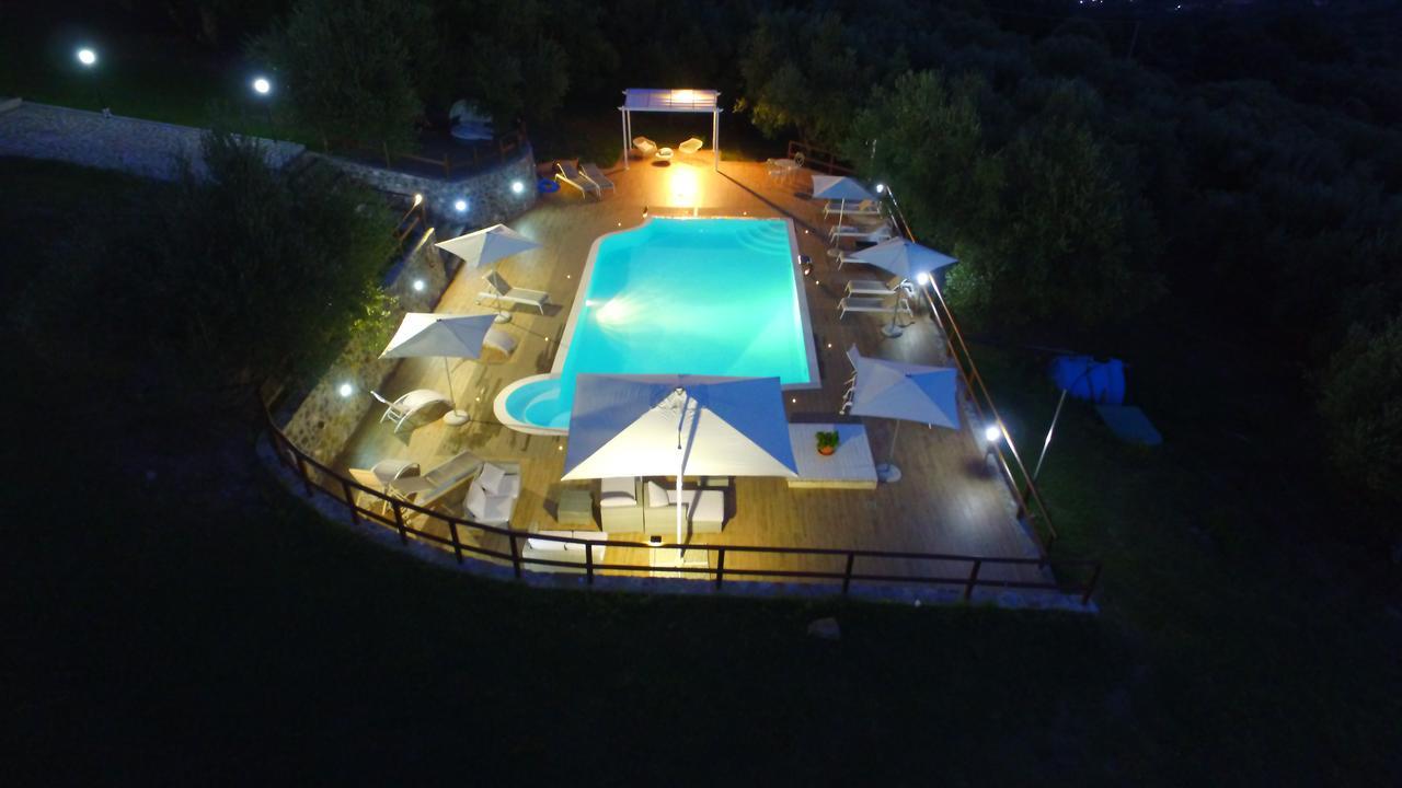 Tenuta Terre Di Bosco Oasi Di Relax Nel Cilento San Giovanni a Piro Exteriör bild